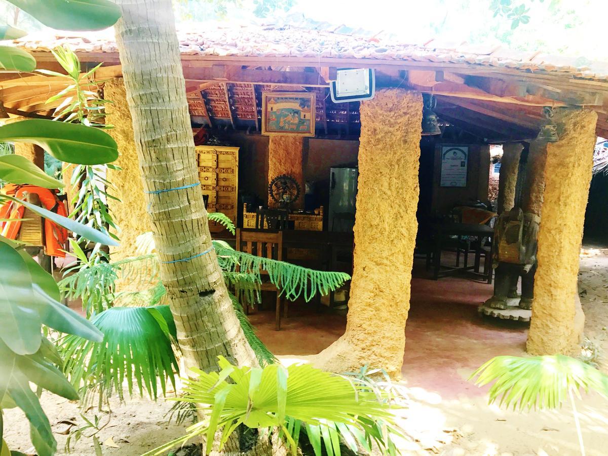 Nirvana Nature Hotel โกการ์นา ภายนอก รูปภาพ